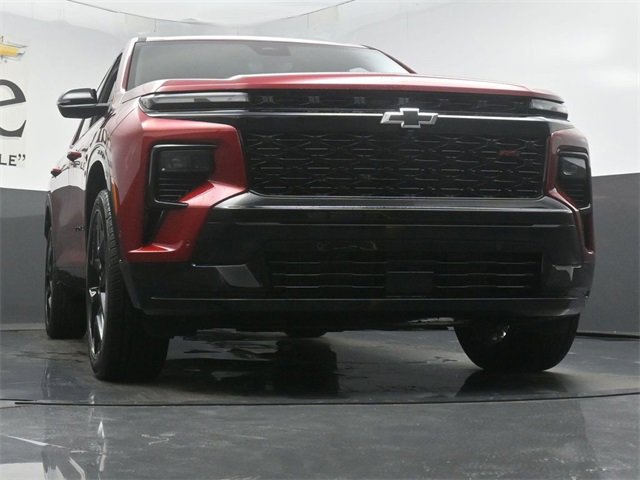 New 2026 Chevrolet Traverse RS w/ LPO, Floor Liner Package image 3