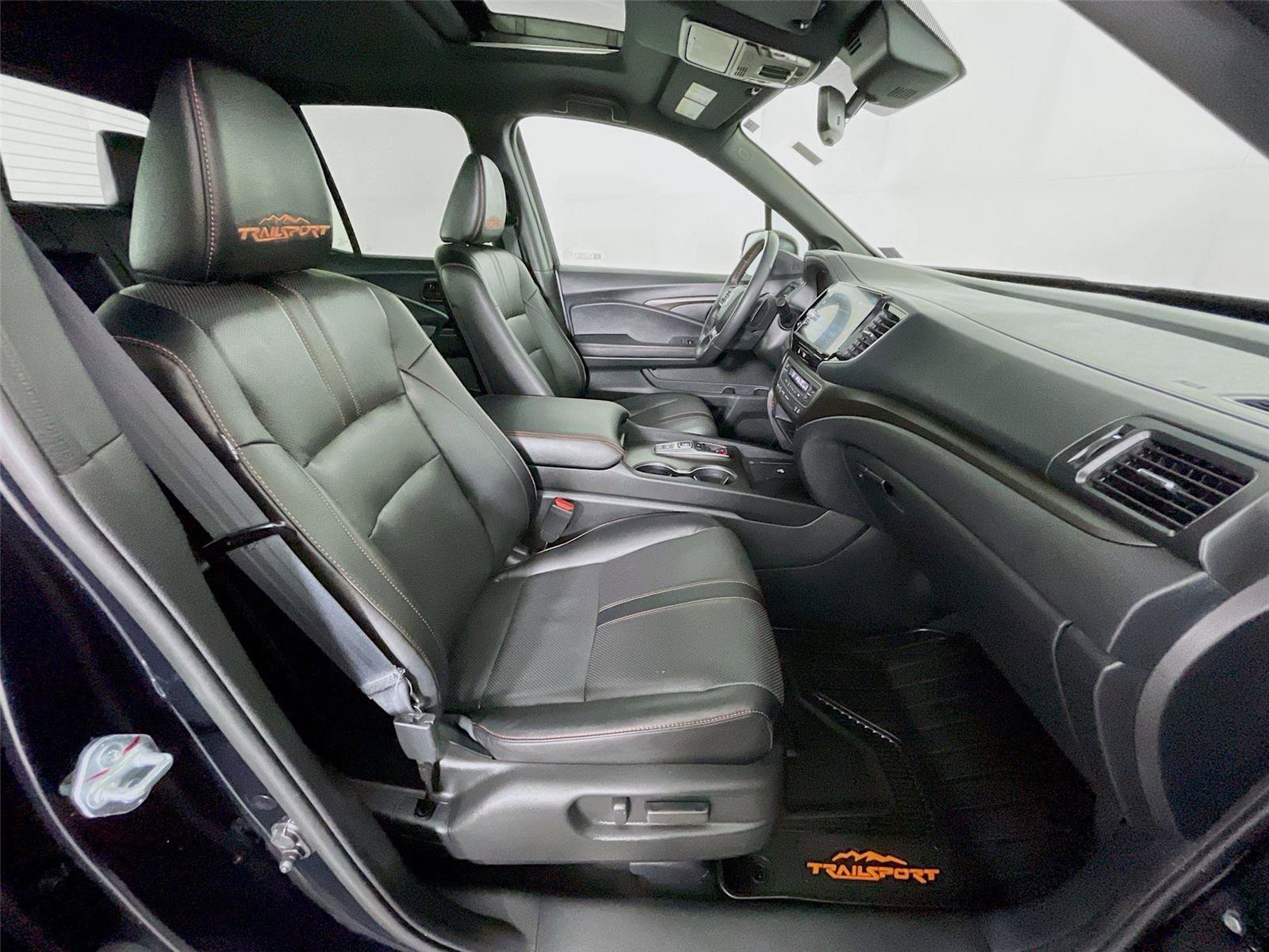 Used 2025 Honda Ridgeline TrailSport image 34