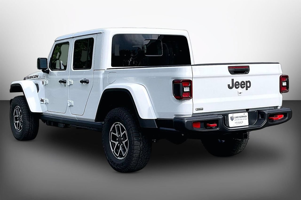 New 2026 Jeep Gladiator Rubicon w/ Steel Power Dome Hood Package AWD/4WD image 6