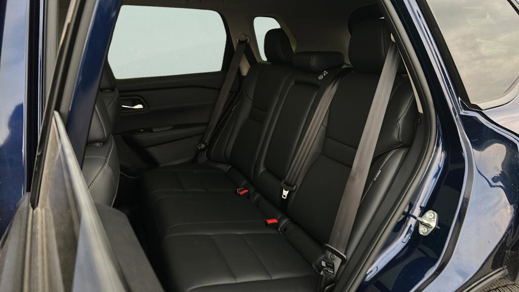Used 2024 Nissan Rogue SL w/ SL Premium Package image 34