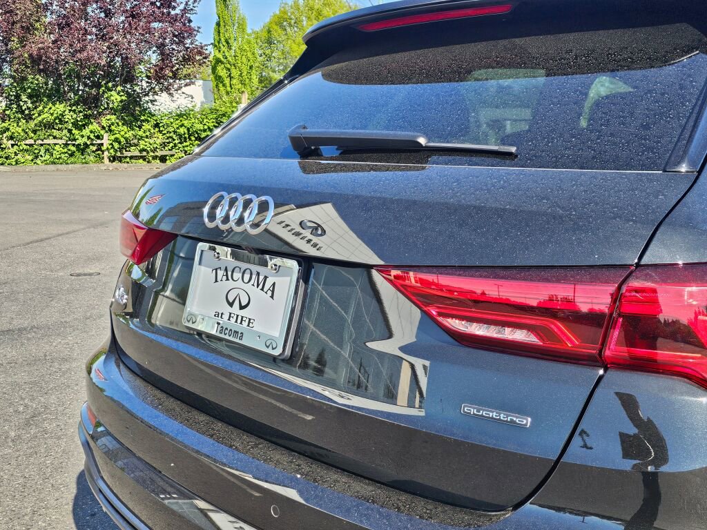 Used 2022 Audi Q3 2.0T Premium w/ Convenience Package AWD/4WD image 17