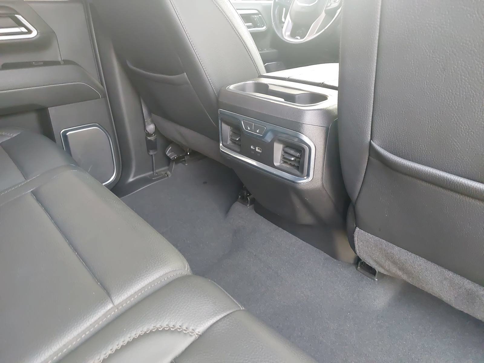 Used 2024 GMC Sierra 2500 Denali w/ Technology Package AWD/4WD image 11