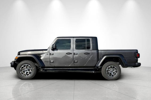New 2025 Jeep Gladiator Sport AWD/4WD image 7