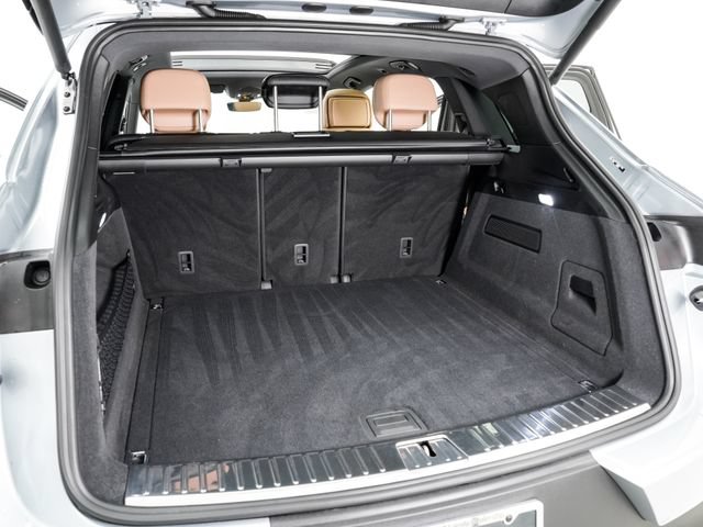 Certified 2026 Porsche Cayenne AWD/4WD image 25