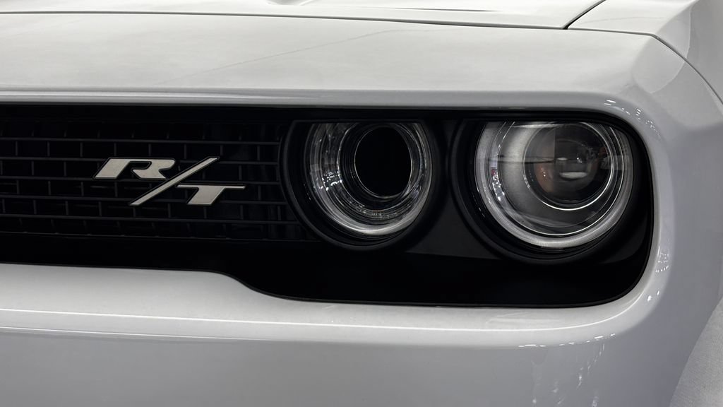 Used 2023 Dodge Challenger R/T Scat Pack RWD image 4