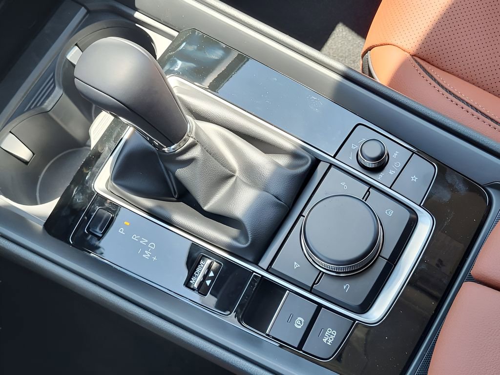 Used 2025 MAZDA CX-50 AWD 2.5 Turbo w/ Weather Package image 13