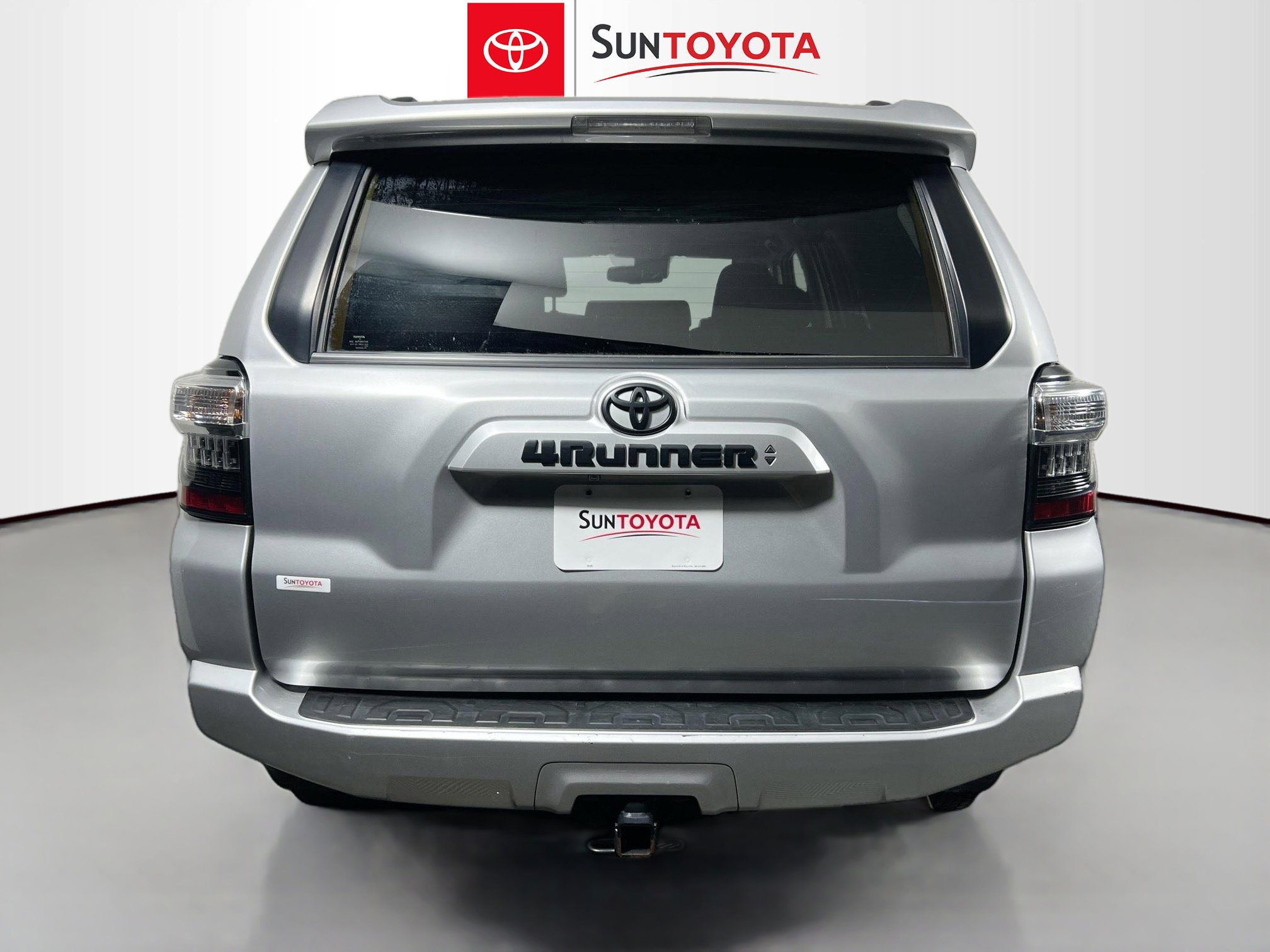Used 2023 Toyota 4Runner SR5 image 5