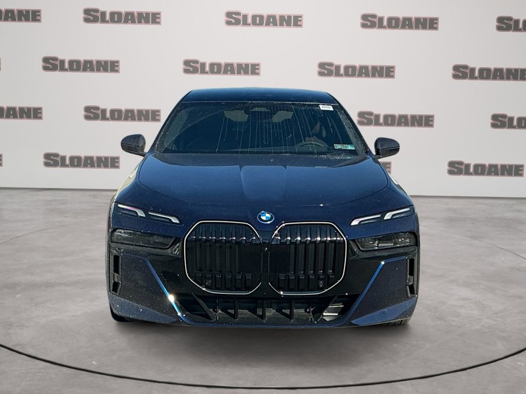 New 2026 BMW 750e xDrive w/ Premium Package image 8