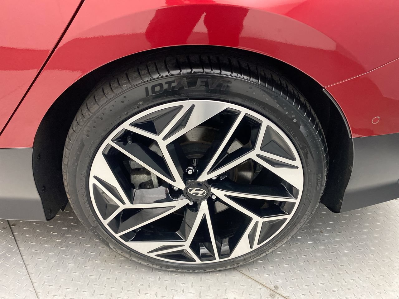 Used 2023 Hyundai Ioniq 6 Limited AWD/4WD image 10