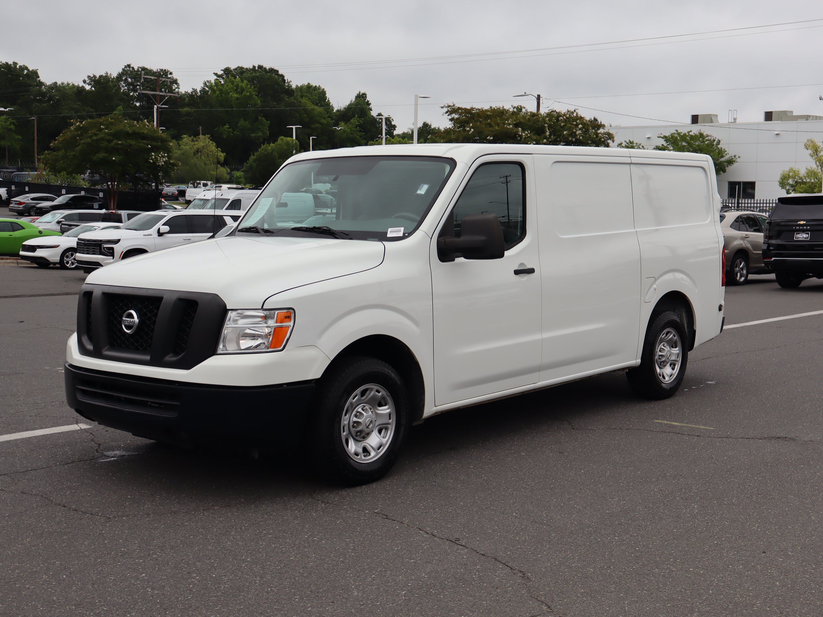 Used 2021 Nissan NV 2500 SV w/ Back Door Glass Package RWD image 5