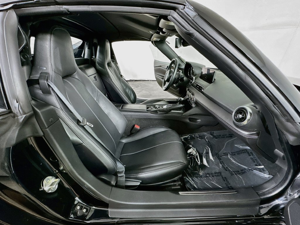 Used 2025 MAZDA MX-5 Miata RF Grand Touring RWD image 12