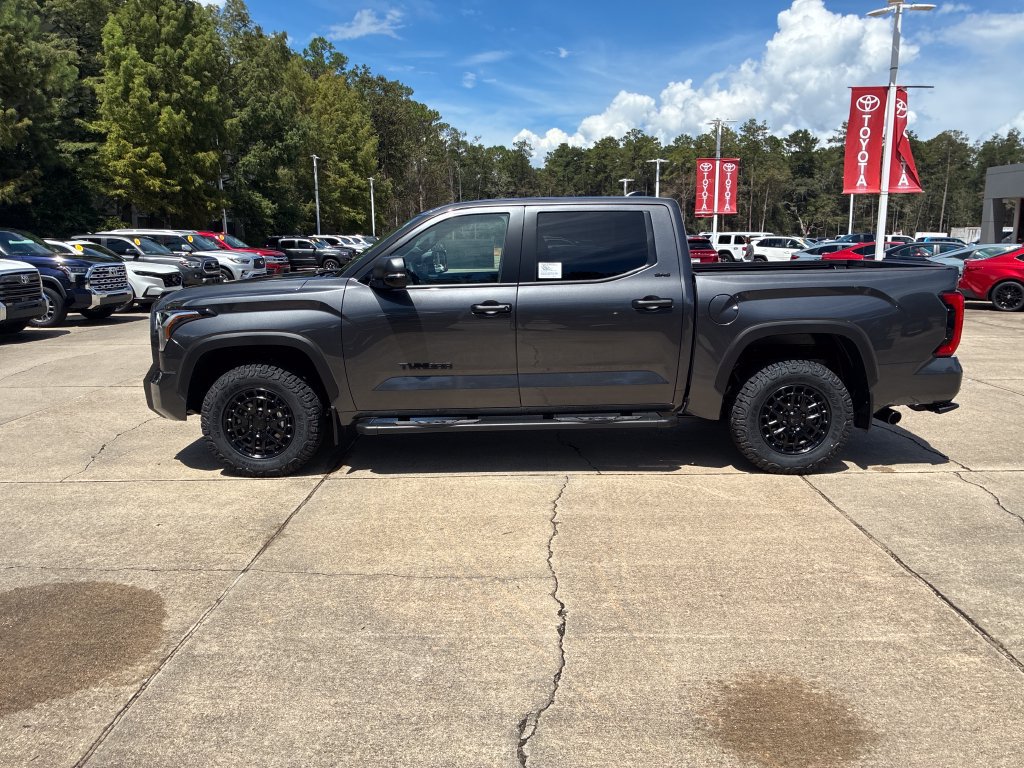 New 2026 Toyota Tundra SR5 w/ SR5 Convenience Package AWD/4WD image 2