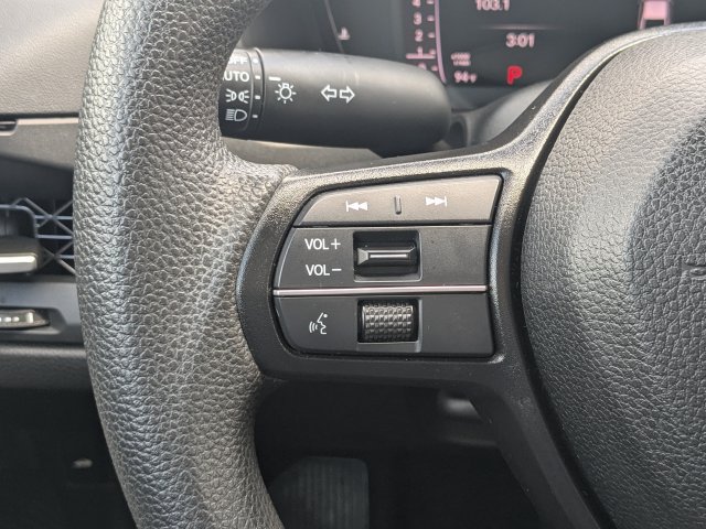 Used 2023 Honda Accord EX image 27