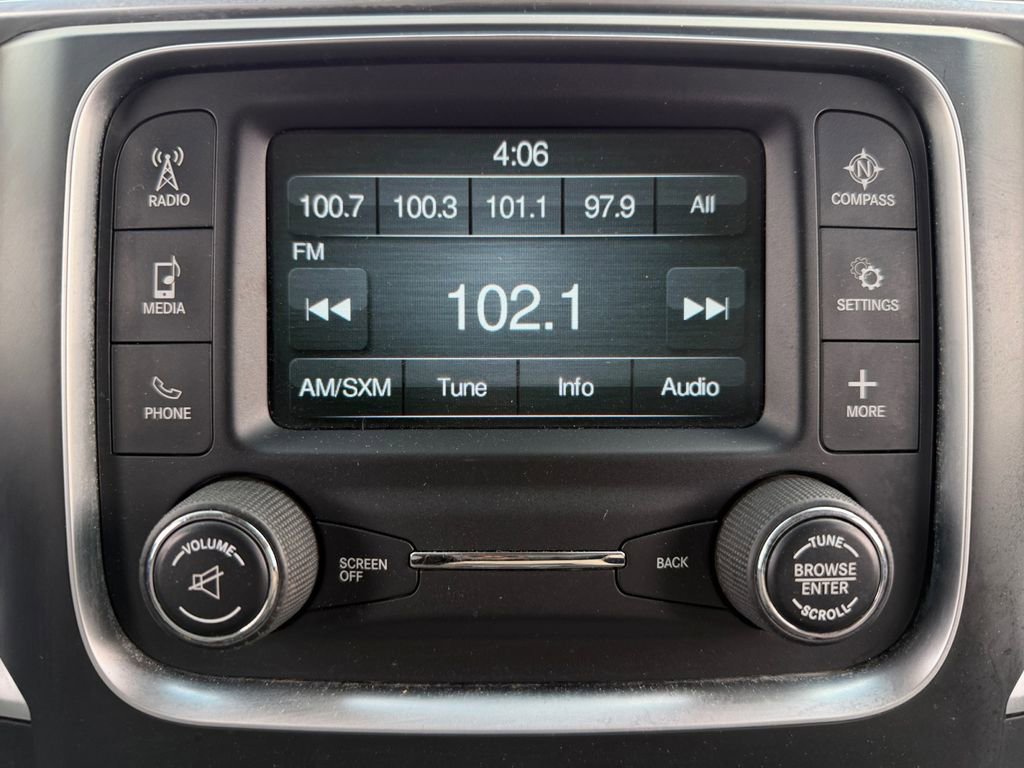 Used 2017 RAM 1500 Classic SLT AWD/4WD image 13