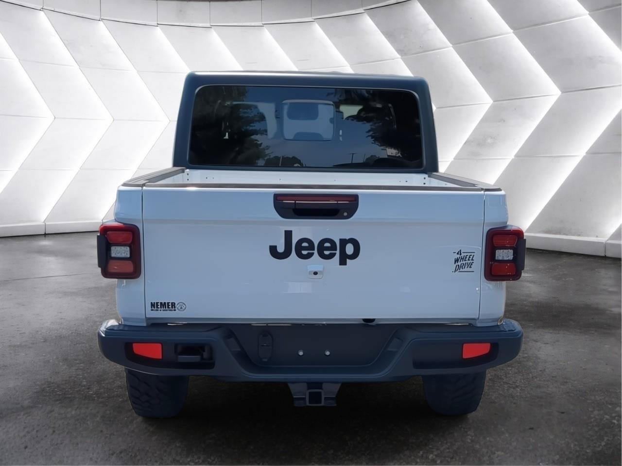 New 2026 Jeep Gladiator Sport AWD/4WD image 5