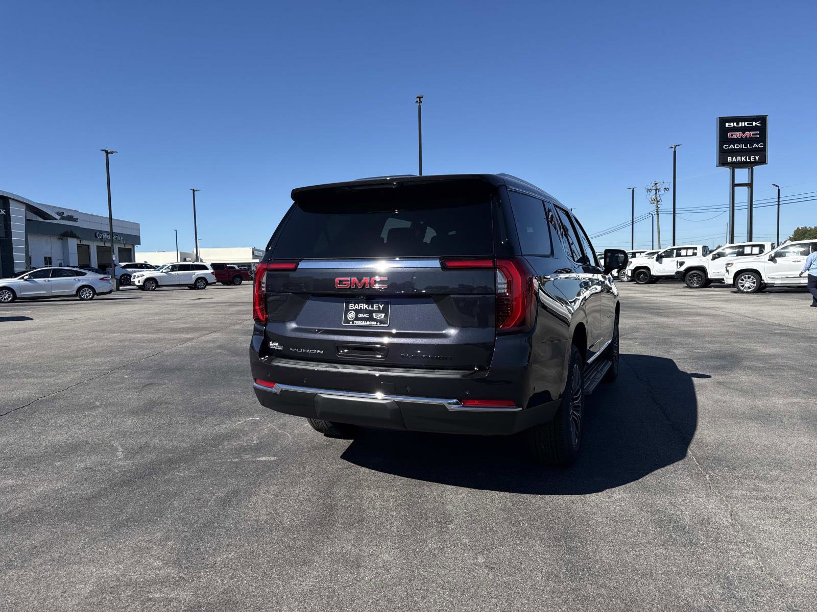 New 2026 GMC Yukon Elevation image 7