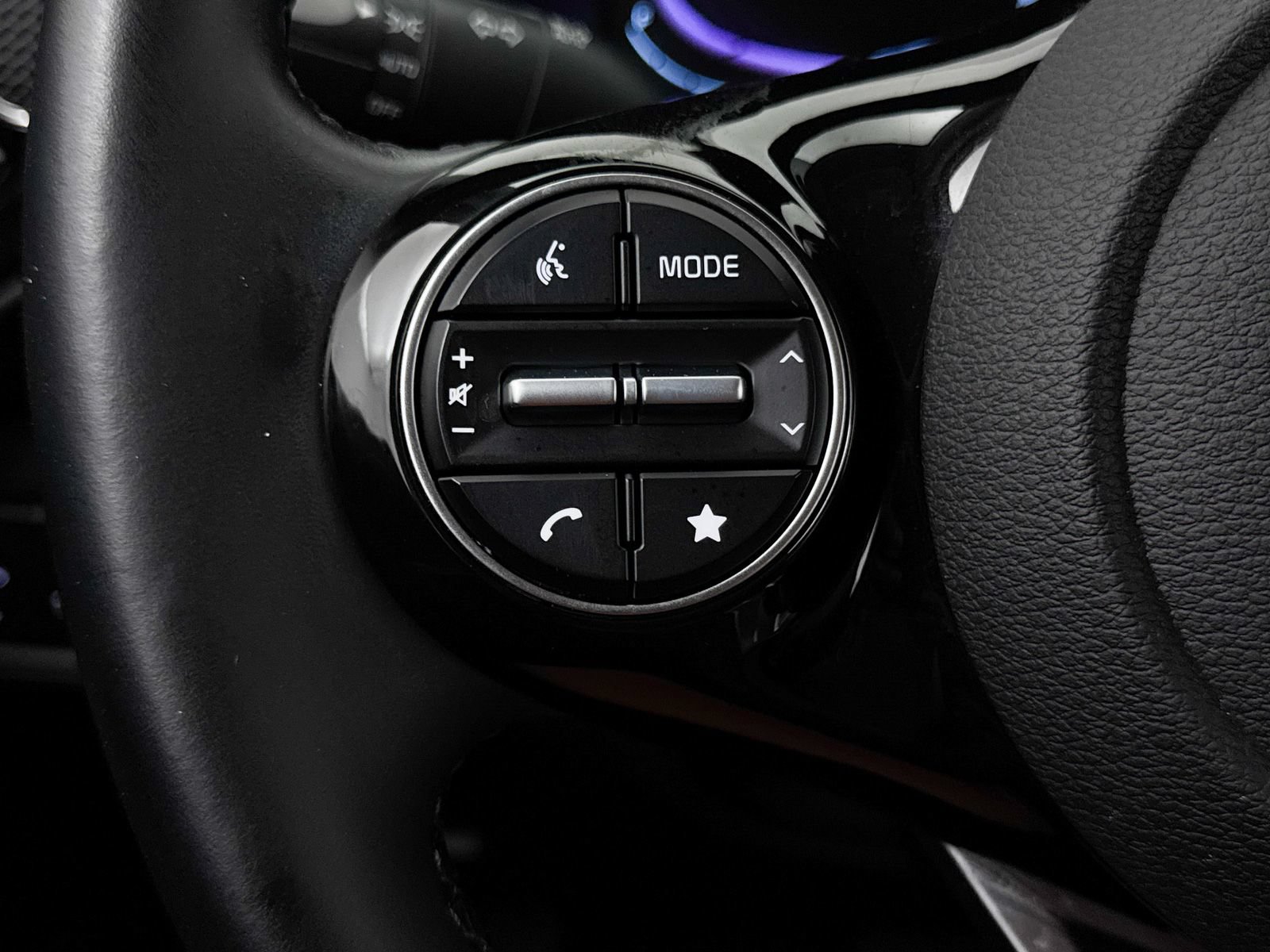 Certified 2025 Kia Soul EX FWD image 35