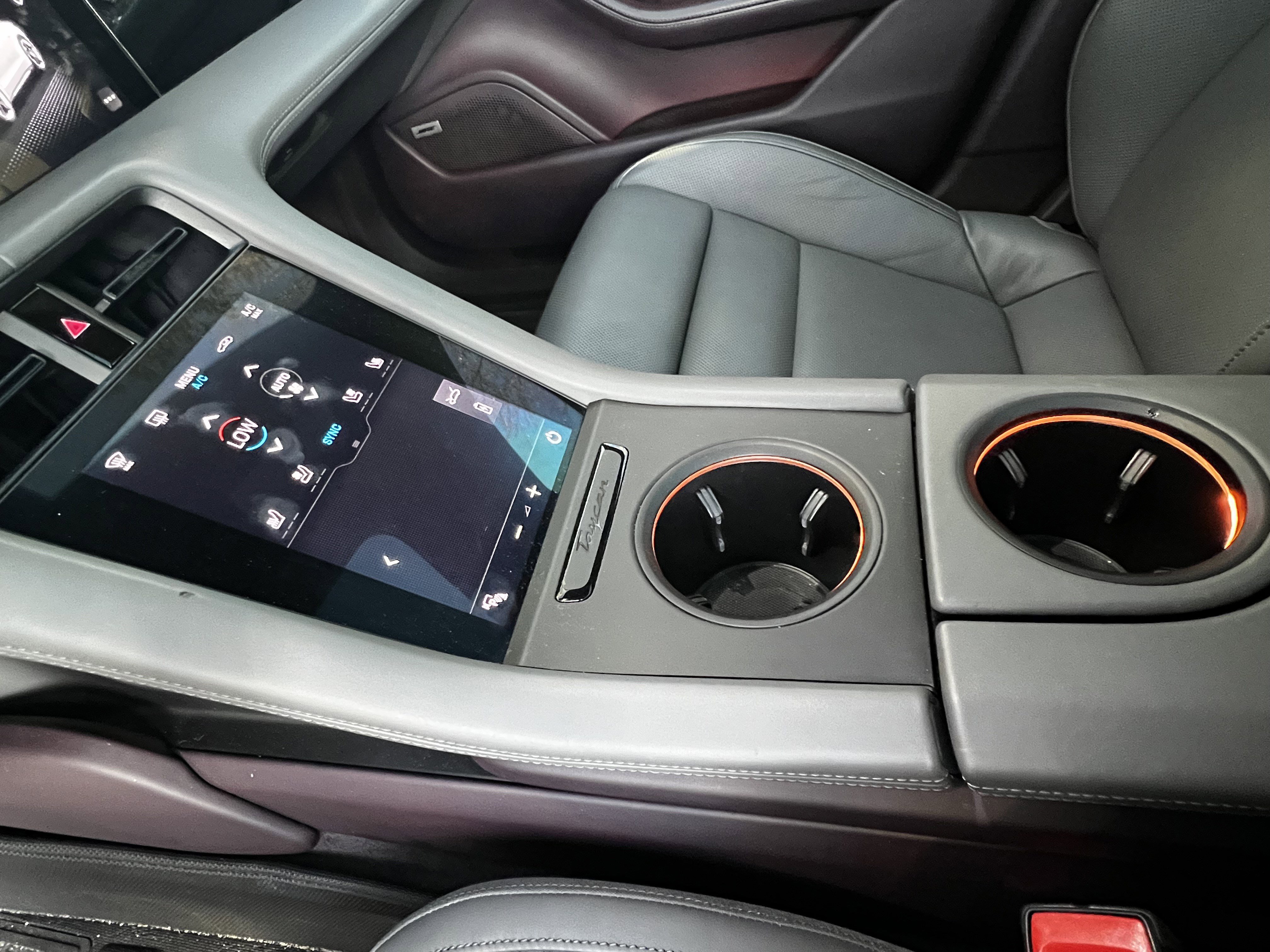 Used 2022 Porsche Taycan 4S image 29