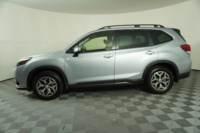 Certified 2024 Subaru Forester Premium AWD/4WD image 4