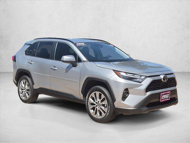 Used 2022 Toyota RAV4 XLE Premium AWD/4WD image 3