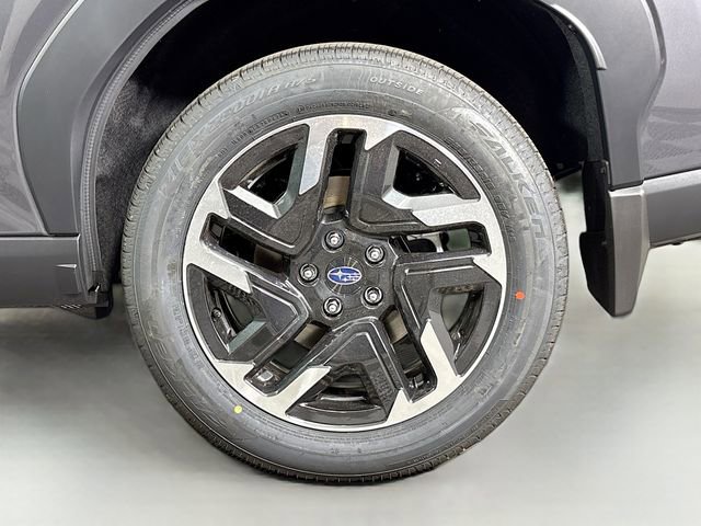 New 2026 Subaru Forester Touring AWD/4WD image 31