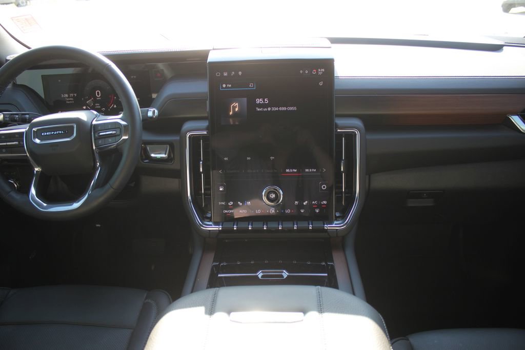 New 2026 GMC Yukon Denali w/ Sun & Power Step Package image 8