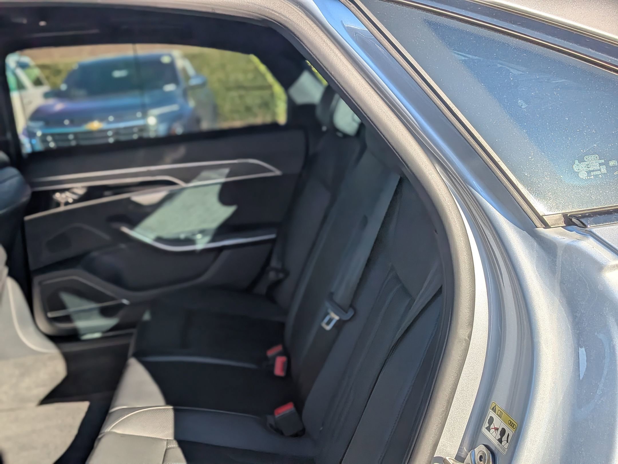 Used 2021 Audi A8 L 4.0T w/ Executive Plus Package image 33