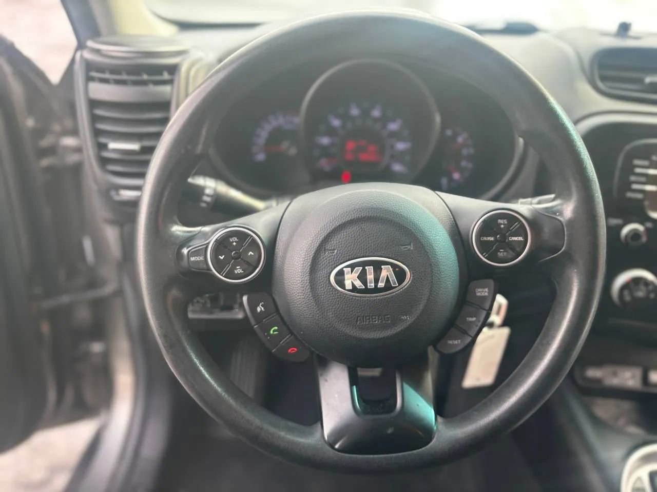Used 2017 Kia Soul w/ Convenience Package image 16