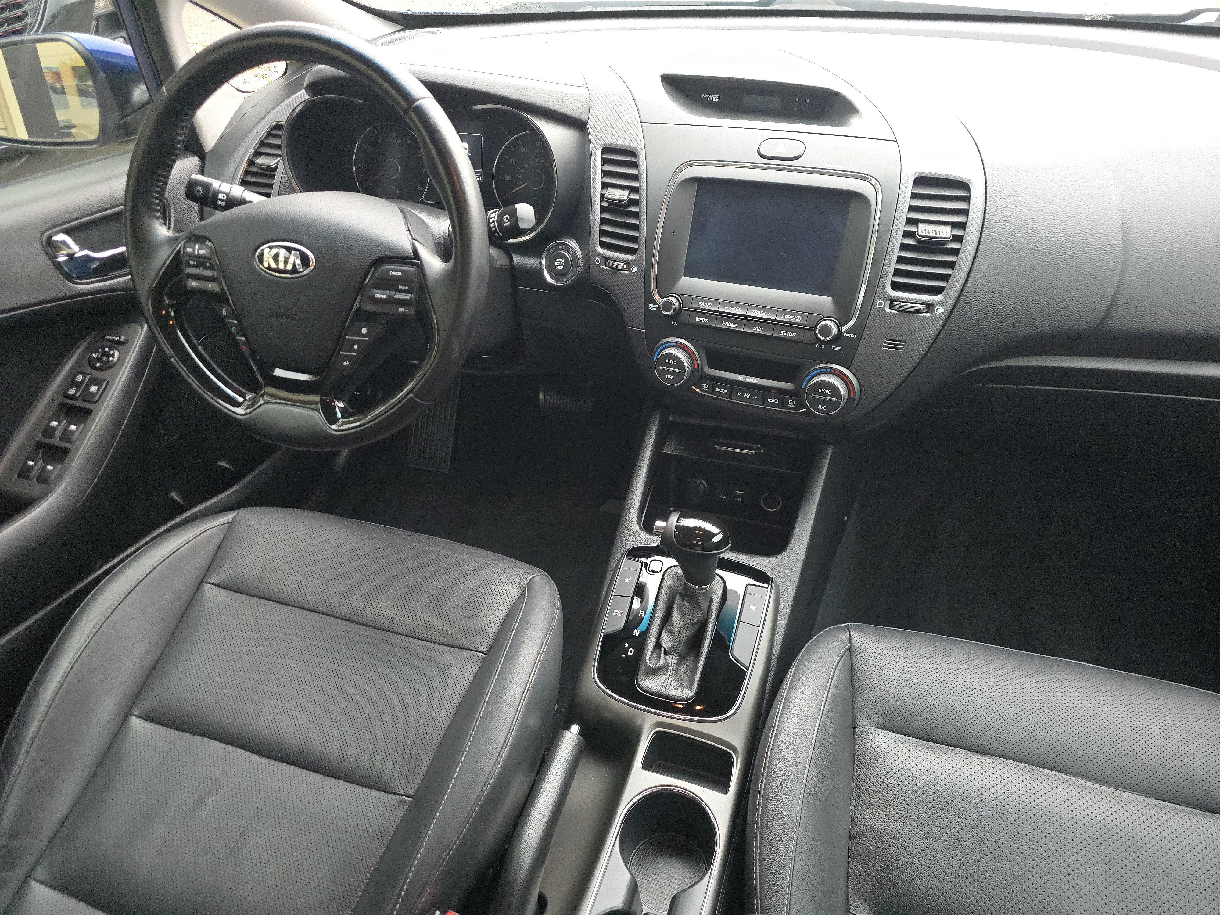 Used 2017 Kia Forte EX FWD image 18