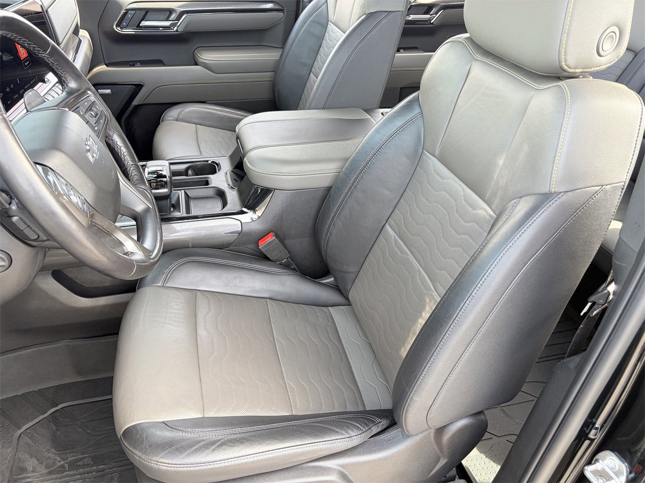 Used 2023 Chevrolet Silverado 1500 ZR2 w/ Technology Package image 19