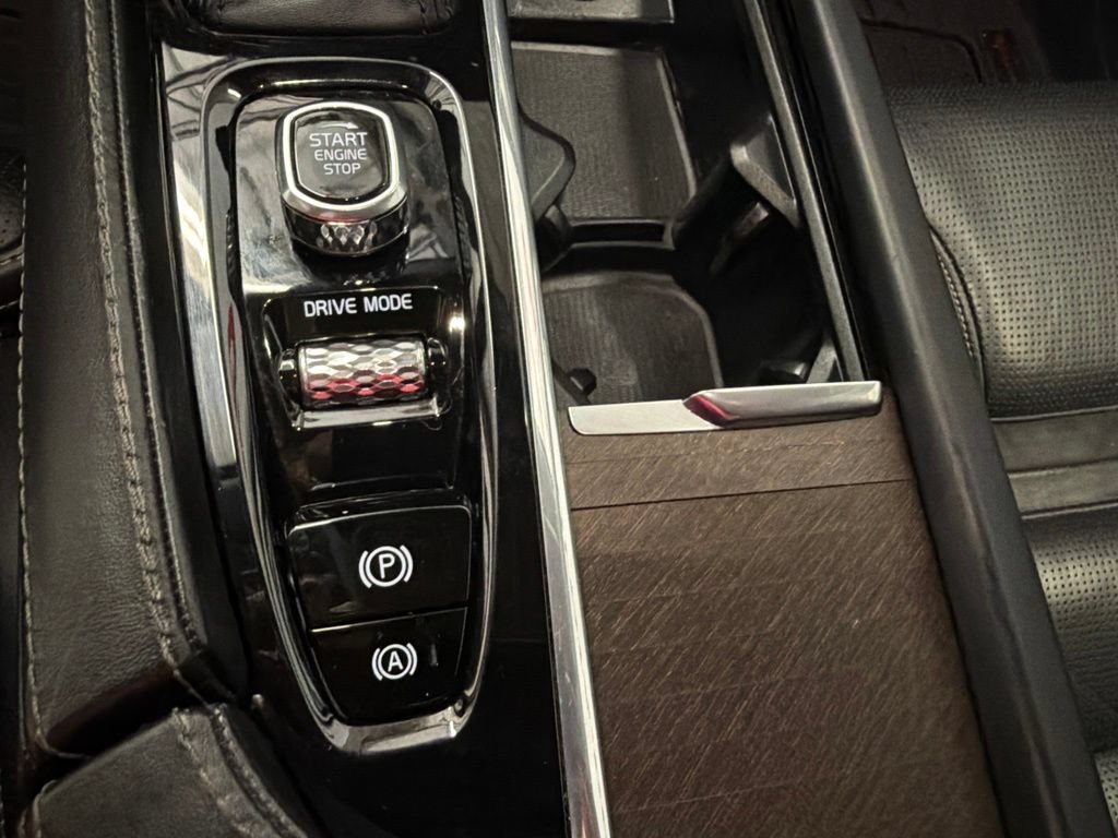 Used 2018 Volvo V90 T6 Cross Country w/ Convenience Package AWD/4WD image 23