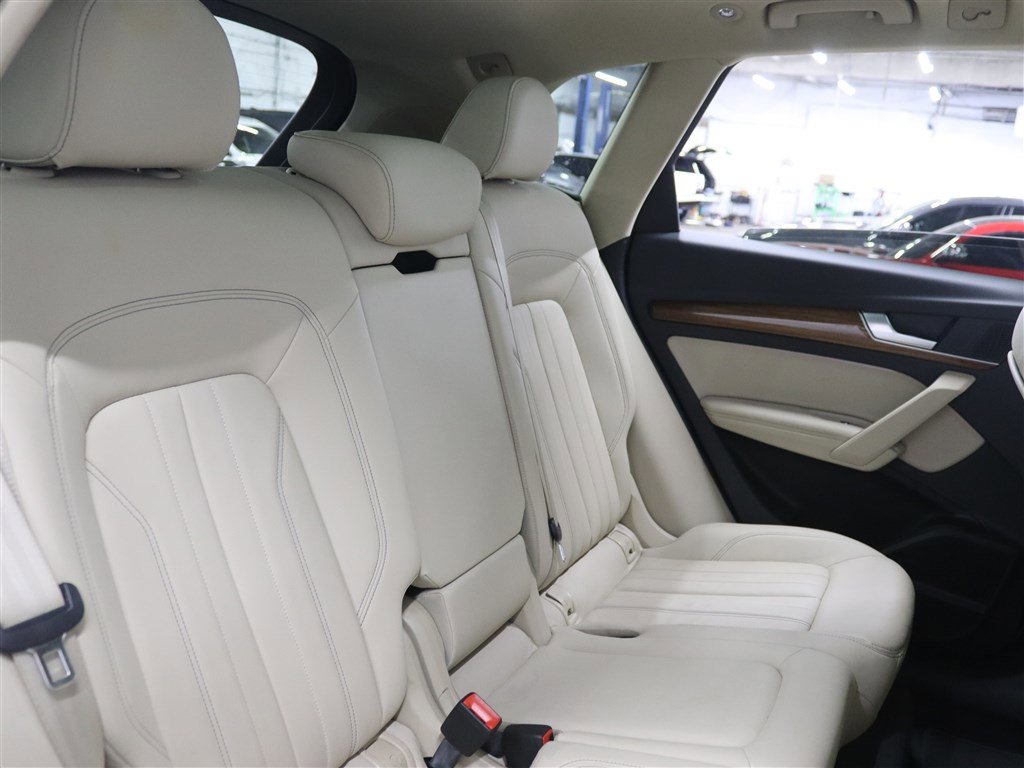 Used 2023 Audi Q5 2.0T Premium Plus image 18