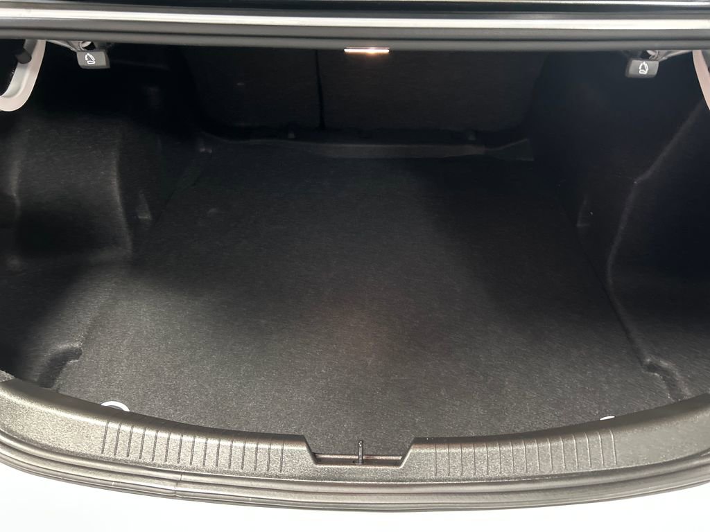 Used 2025 Chevrolet Malibu LS w/ Driver Confidence Package image 24