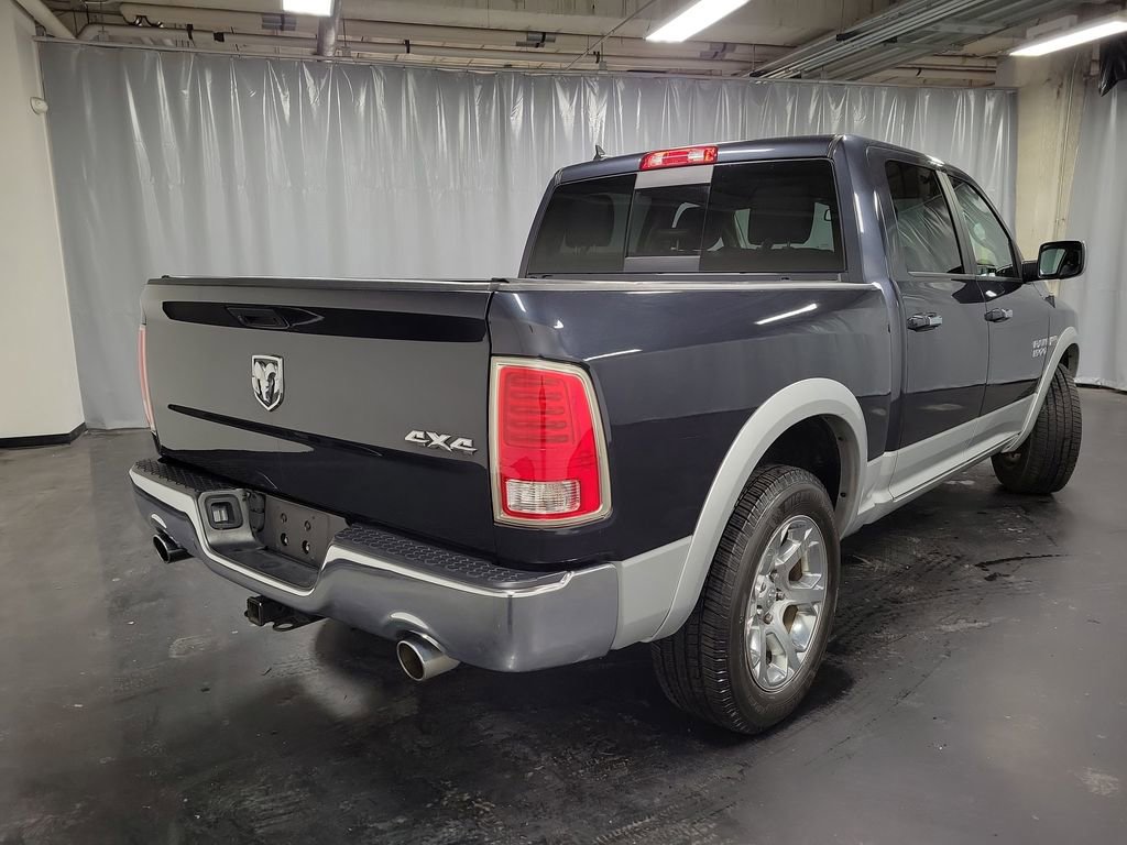 Used 2015 RAM 1500 Laramie w/ Convenience Group image 9