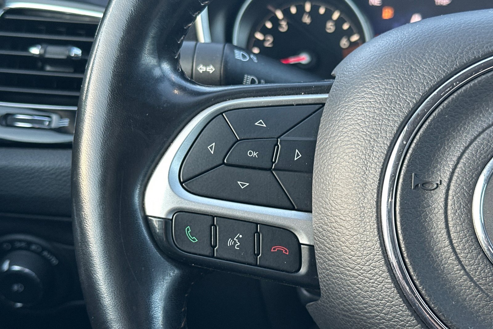 Used 2021 Jeep Compass Limited image 26