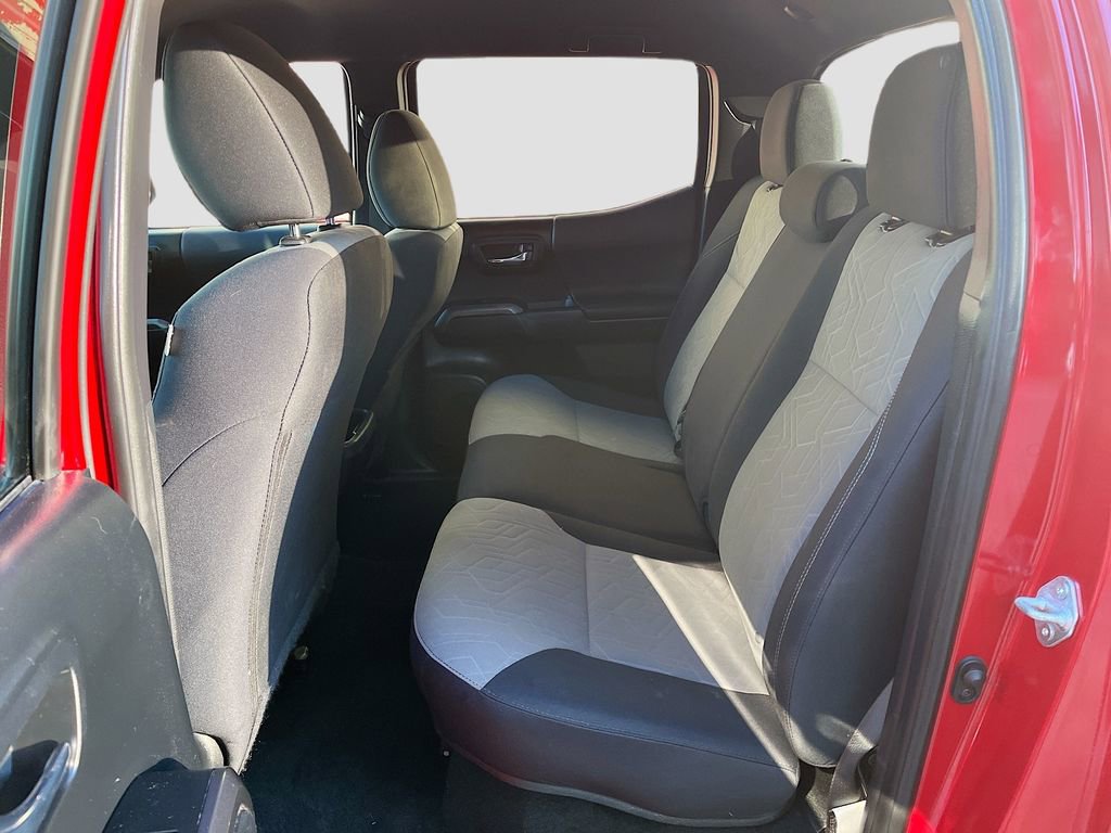 Used 2021 Toyota Tacoma TRD Sport w/ Technology Package image 22