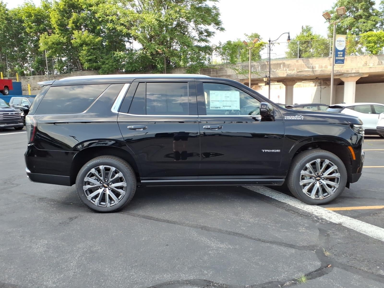 New 2026 Chevrolet Tahoe High Country AWD/4WD image 2