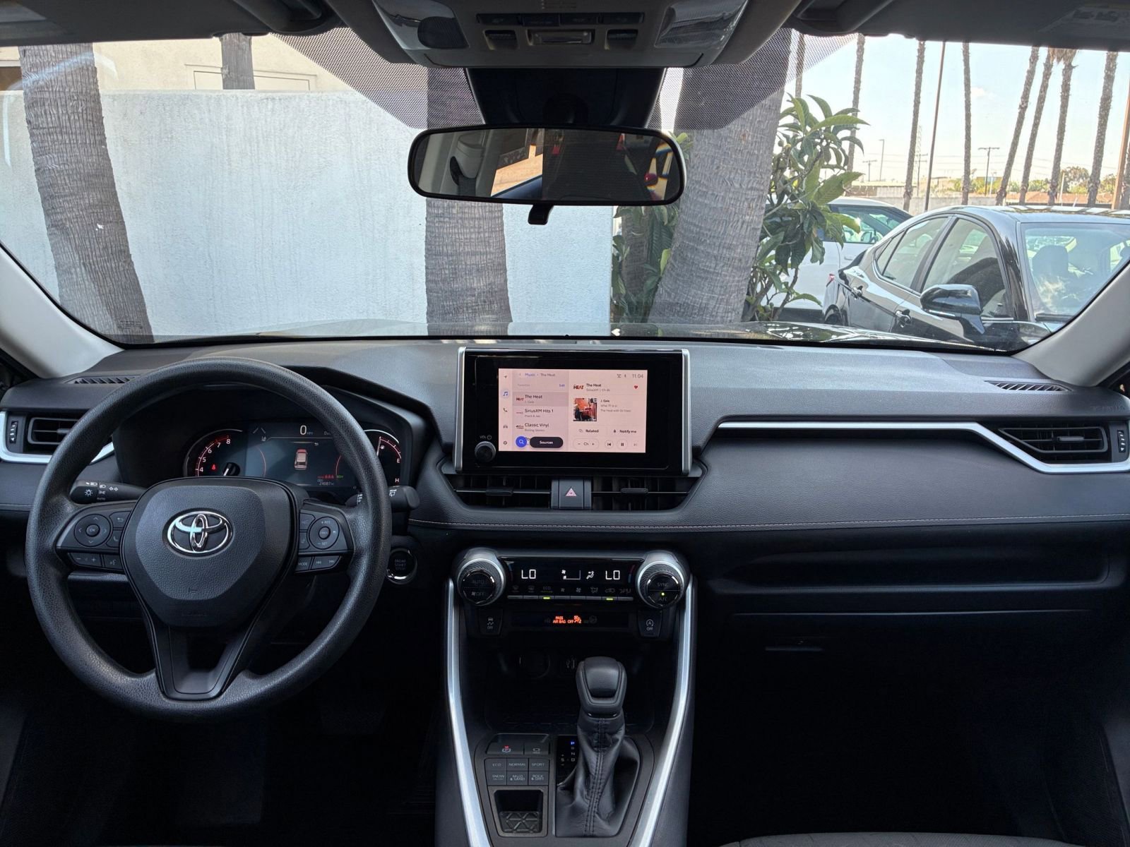 Used 2025 Toyota RAV4 XLE w/ Convenience Package AWD/4WD image 35