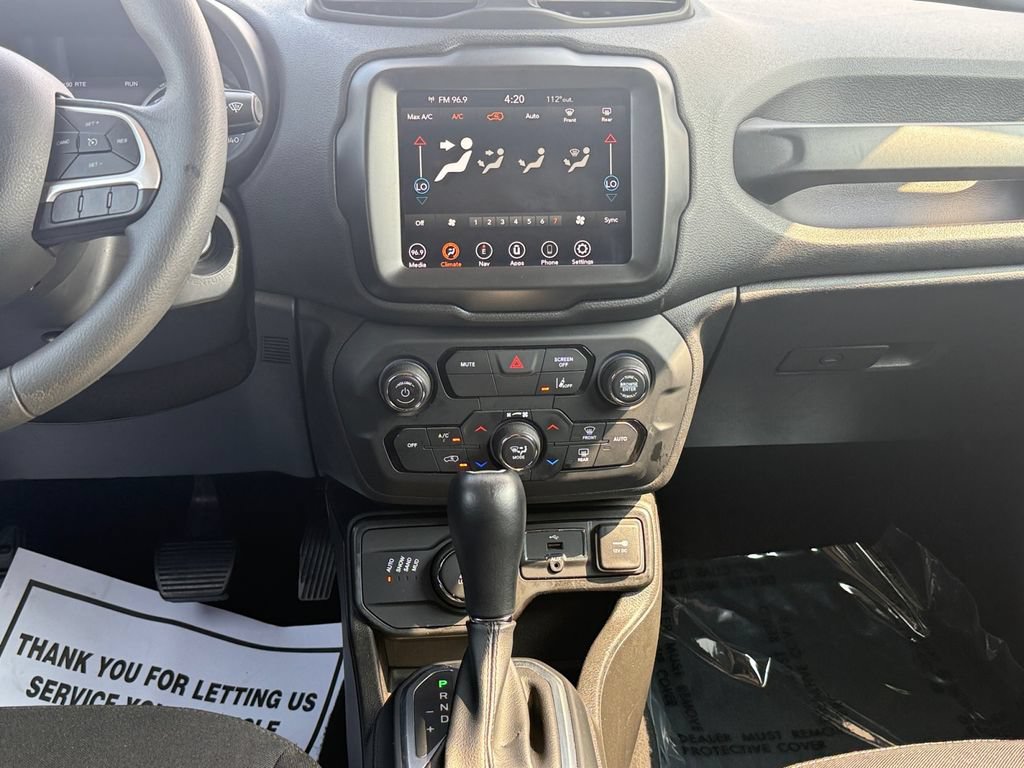 Used 2023 Jeep Renegade Latitude AWD/4WD image 11