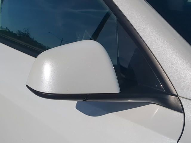 Used 2022 Tesla Model Y Performance image 12