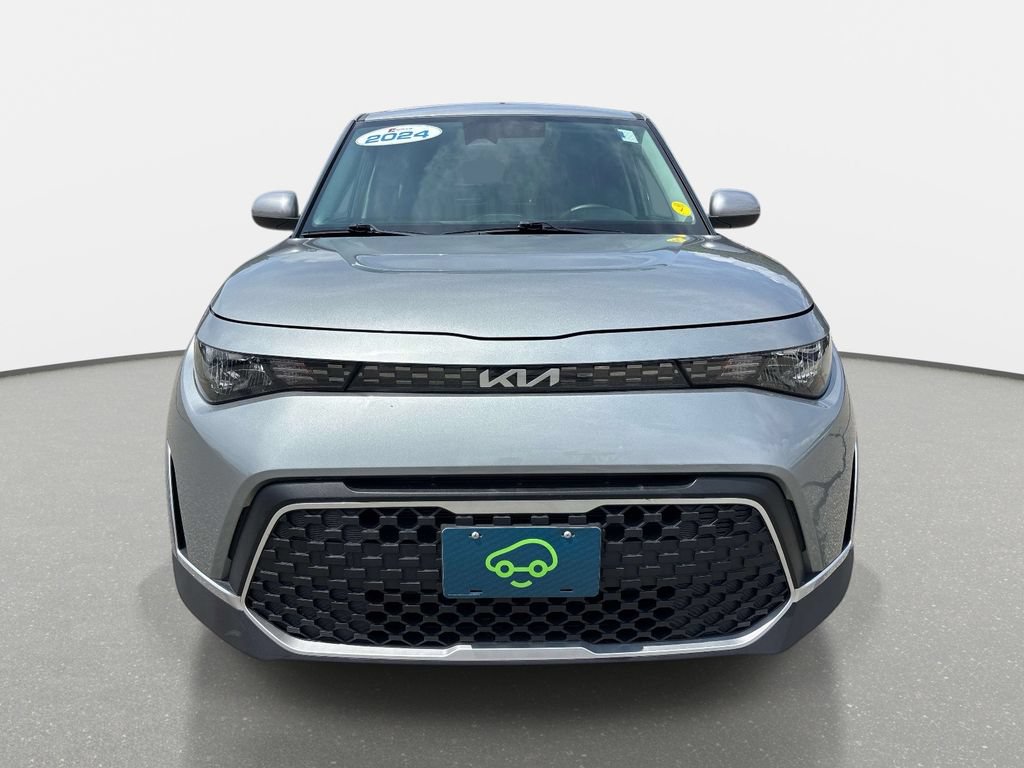 Used 2024 Kia Soul LX w/ Option Group 015 FWD image 9