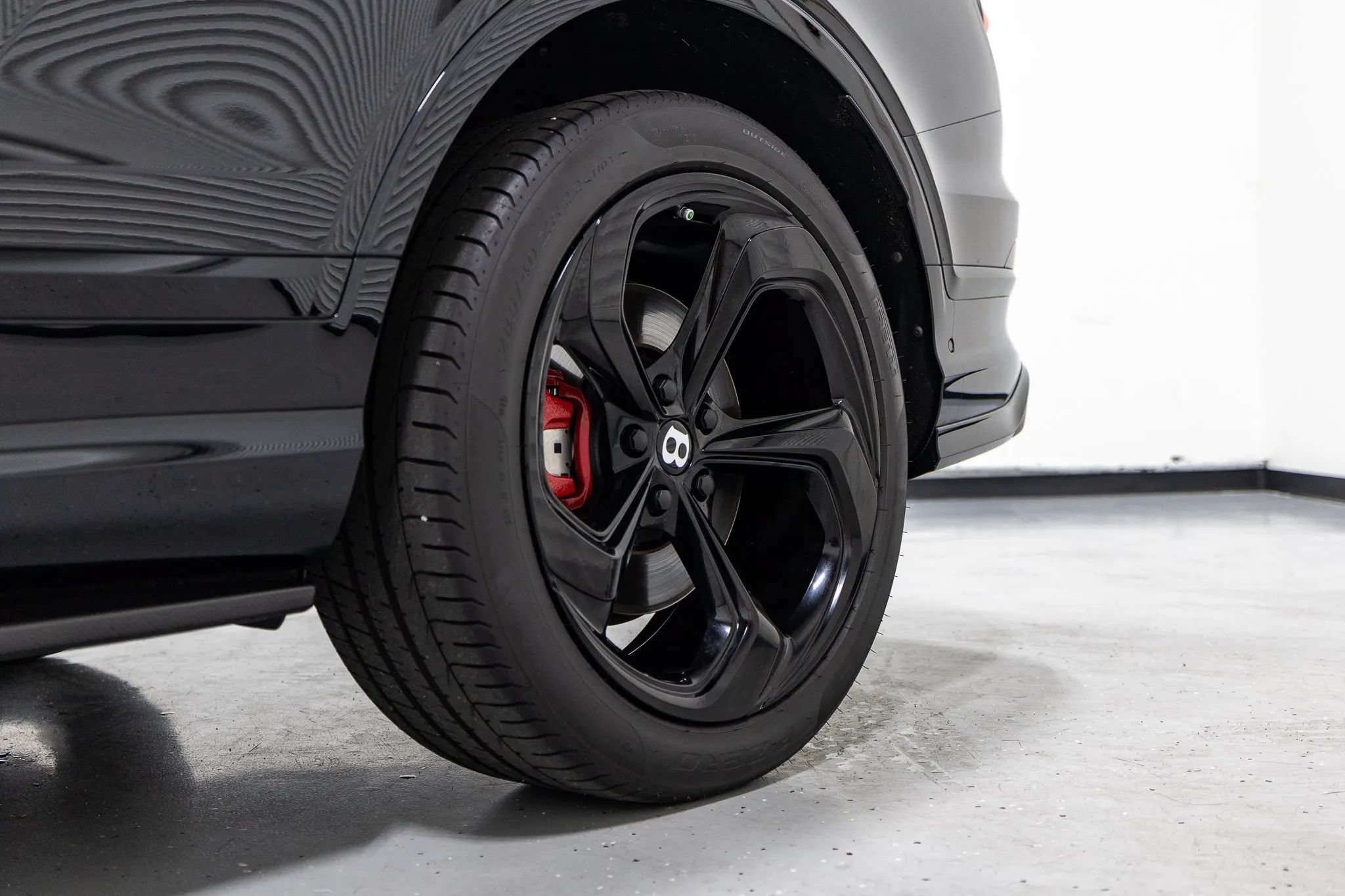 Used 2022 Bentley Bentayga AWD/4WD image 14