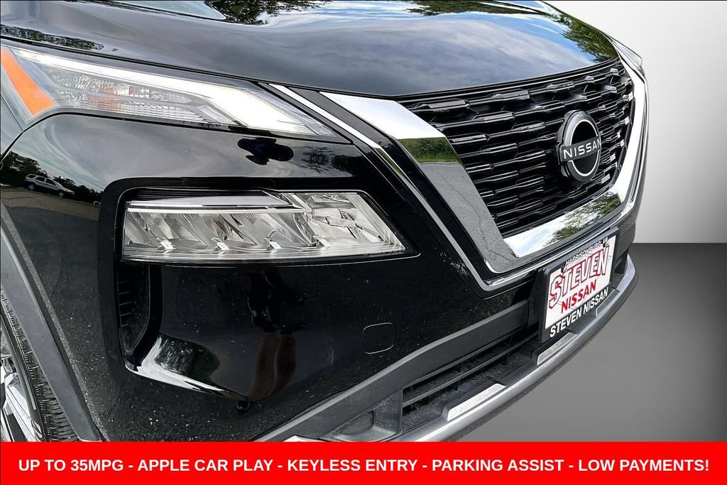 Used 2023 Nissan Rogue SL FWD image 40