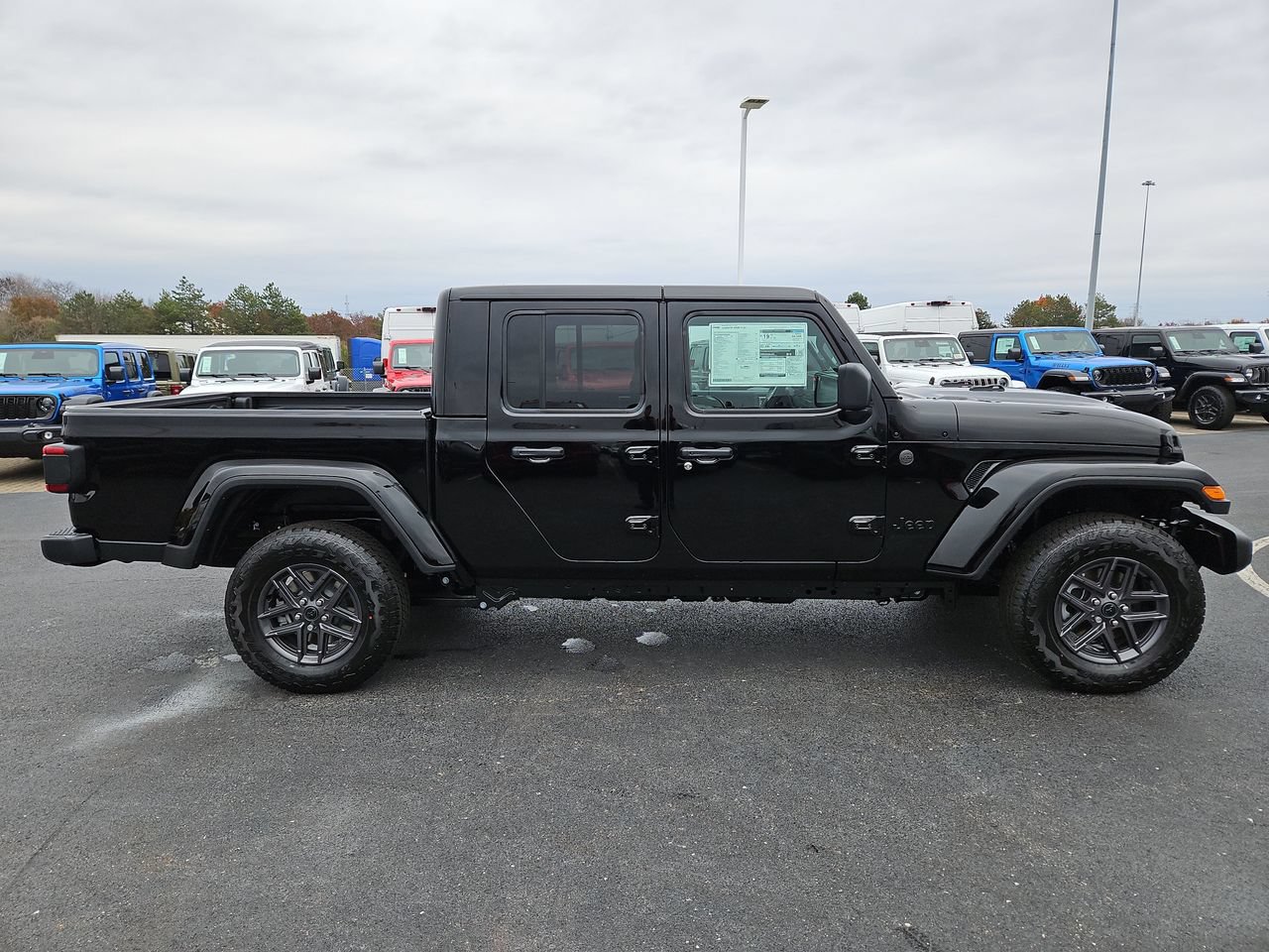 New 2026 Jeep Gladiator Sport AWD/4WD image 9