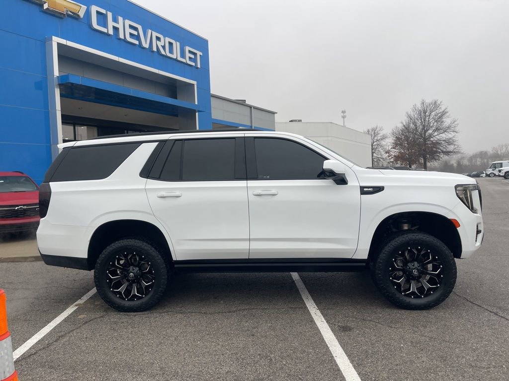 Used 2021 GMC Yukon AT4 w/ AT4 Premium Plus Package image 2
