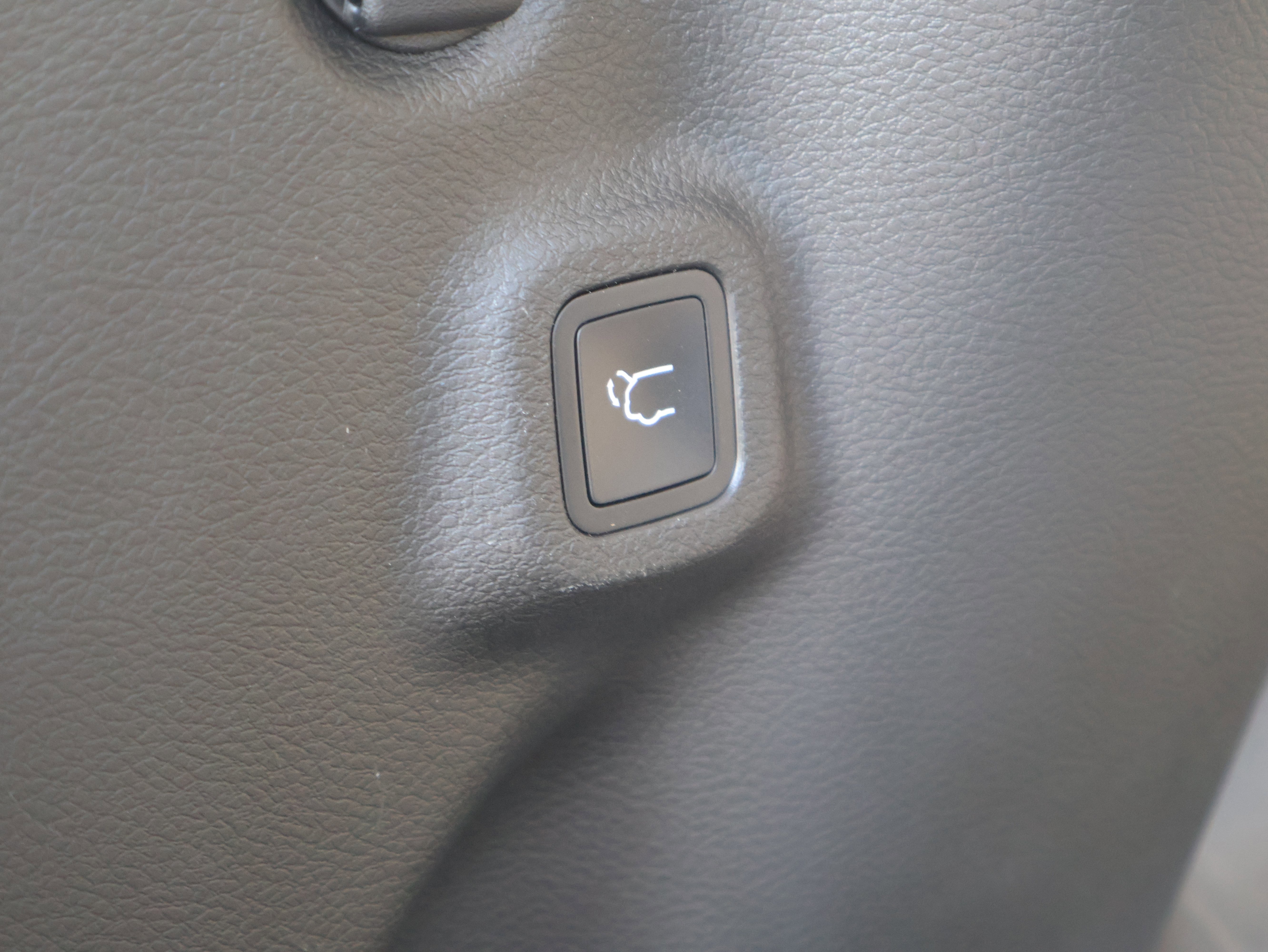 Used 2022 Jeep Compass Latitude w/ Convenience Group image 15