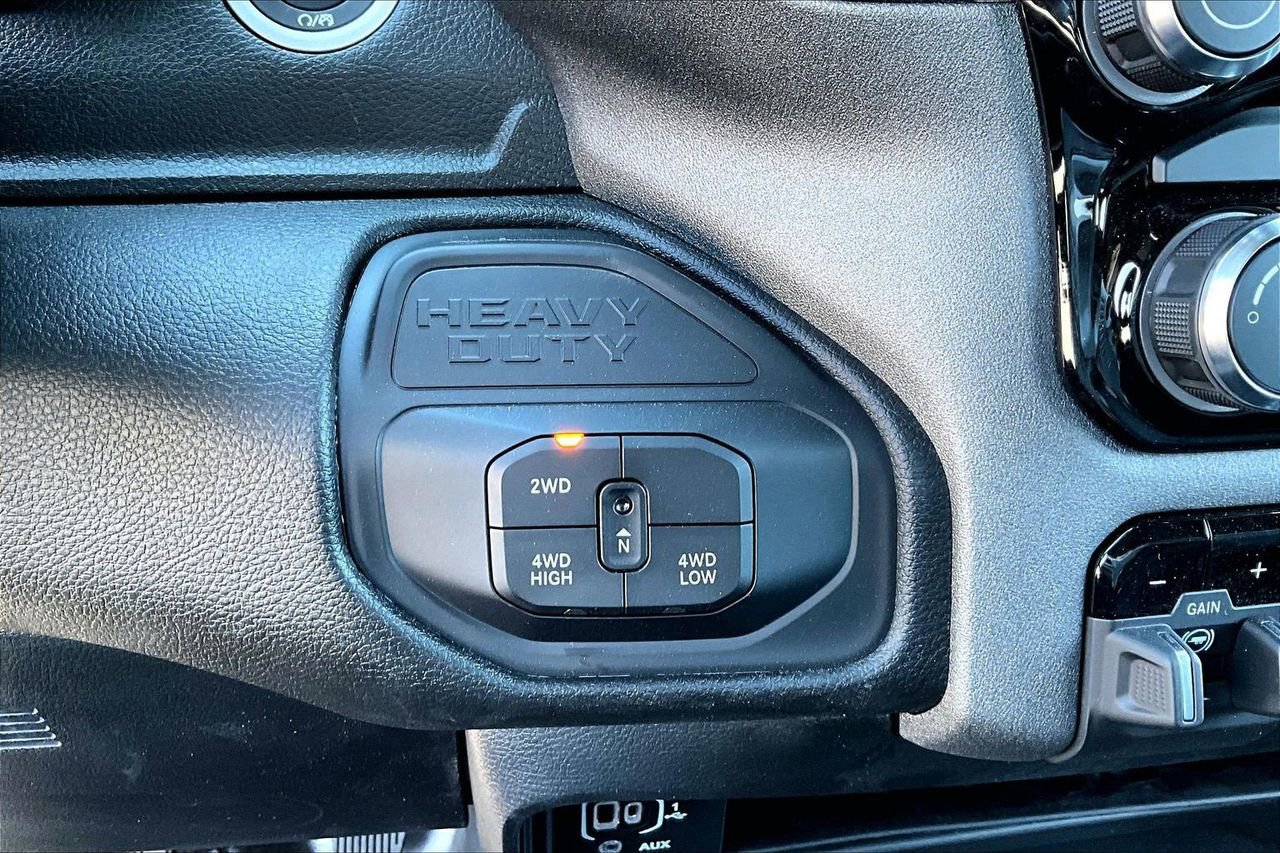 New 2026 RAM 3500 Tradesman w/ Chrome Appearance Group image 25