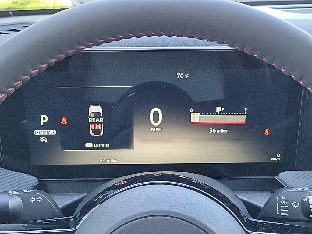 Certified 2025 Nissan Kicks SR FWD image 22