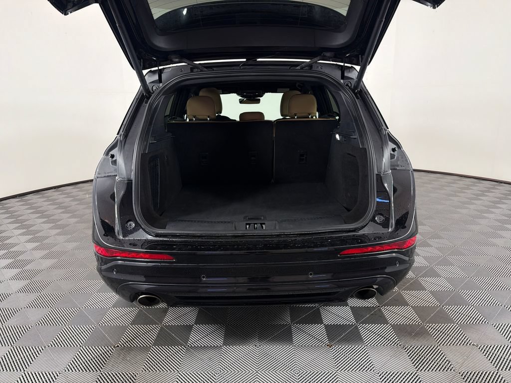 Used 2021 Lincoln Corsair Reserve FWD image 24