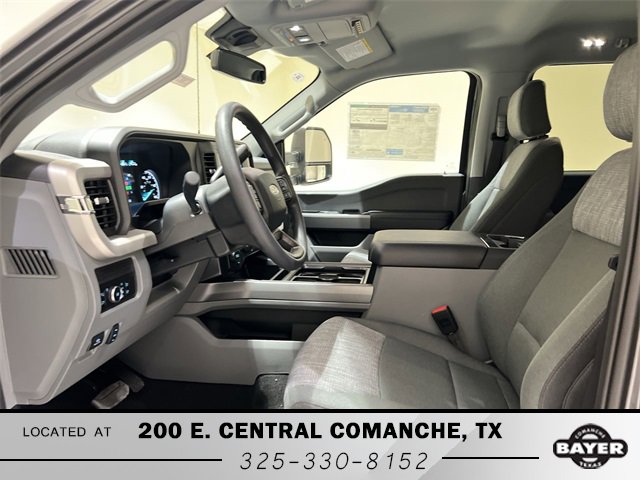New 2026 Ford F350 4x4 Crew Cab DRW Super Duty image 15